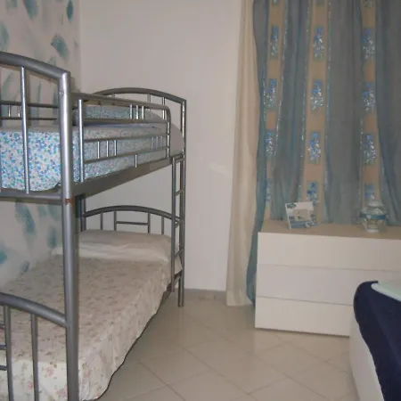 Apartment Neptune In With Swimming Pool 20 Meters From The Sea Fontane Bianche