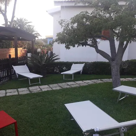 Apartment Neptune In With Swimming Pool 20 Meters From The Sea Fontane Bianche